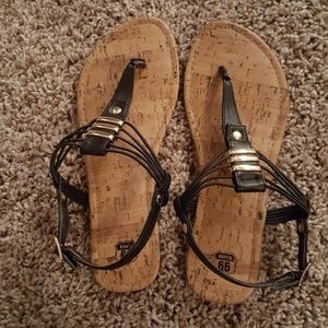 T-strap sandals